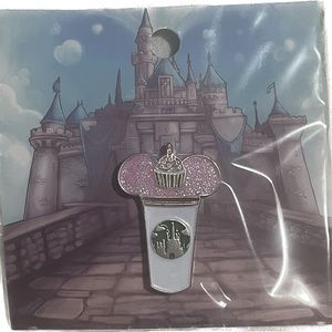 Starbucks / Disney INSPIRED Cupcake Enamel Pin